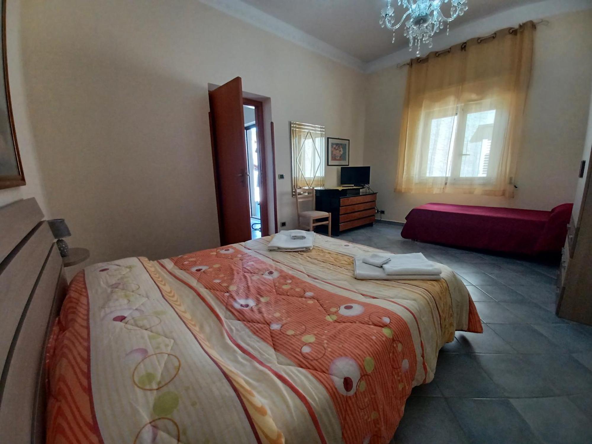 Mare Blu Aparthotel Capo dʼOrlando